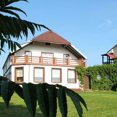 Na Poczatku - Apartamenty Ujście-Darłowskie Extérieur photo